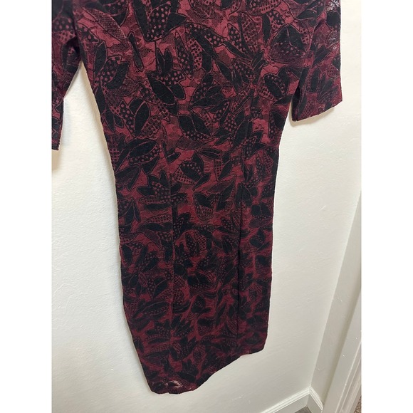 Maeve‎ Anthropologie Elorn Dress Black Flocked Lace Faux Wrap Wine Red, Sz 4 - Picture 7 of 7